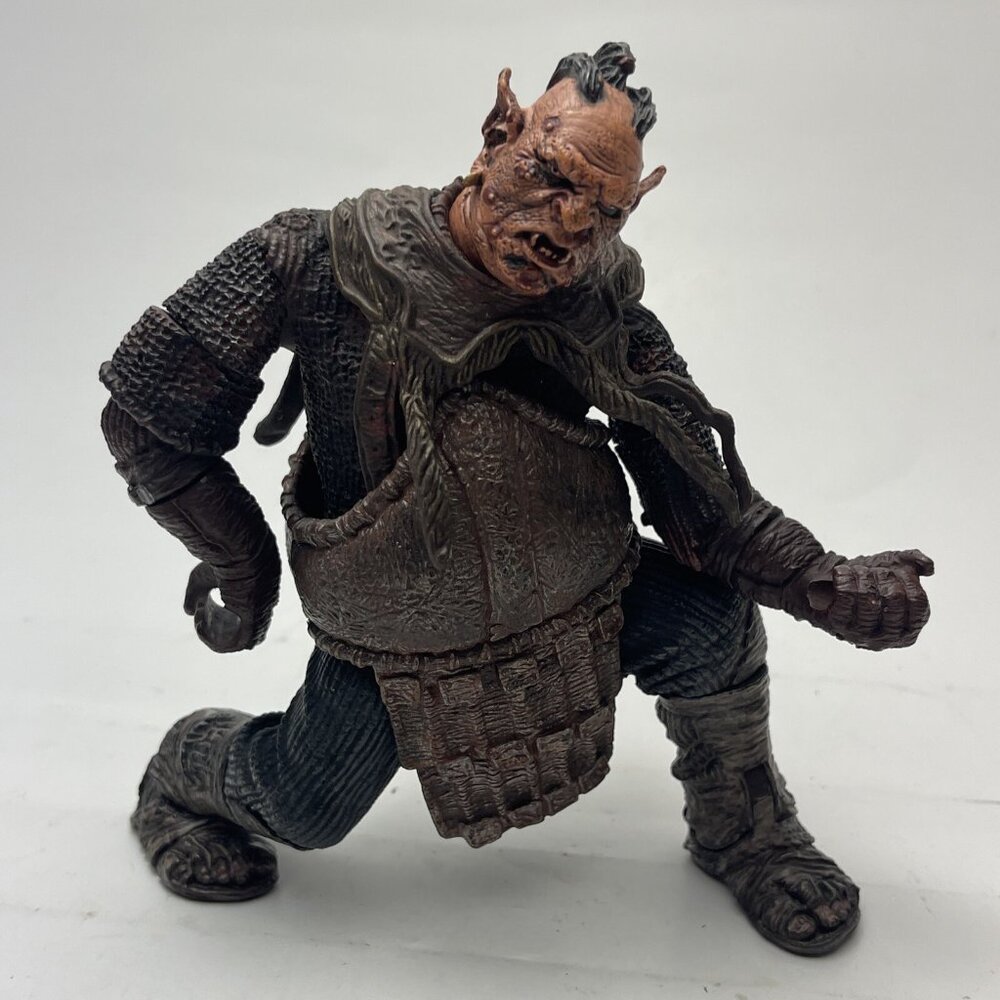 Toy Biz Lord of the Rings Two Towers Dungeons of Isengard Orc Captain 6" Figure